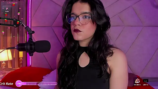 Snapshot of ValerieKay_ chatting on October 12, 2025, 1:45 pm ValerieKay  online show from October 12, 2025, 1:45 pm