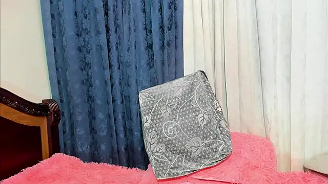 Snapshot of Rachel_Dubois chatting on January 23, 2025, 4:41 am Rachel Dubois online show from January 23, 2025, 4:41 am