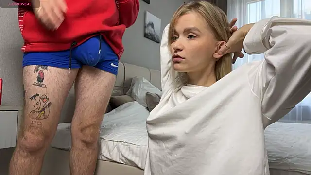 Snapshot of Adelovenick chatting on October 2, 2025, 8:50 am Adelovenick online show from October 2, 2025, 8:50 am