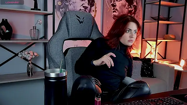 Lana  May online show from September 27, 2025, 12:11 pm