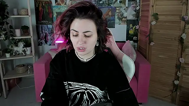 Lana  May online show from January 16, 2025, 11:48 am