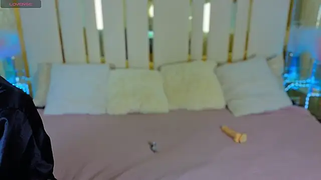 Daisy Delight online show from November 16, 2025, 8:57 pm