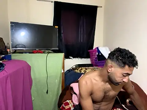 Snapshot of GaaTto chatting on November 3, 2025, 11:58 am GaaTto online show from November 3, 2025, 11:58 am