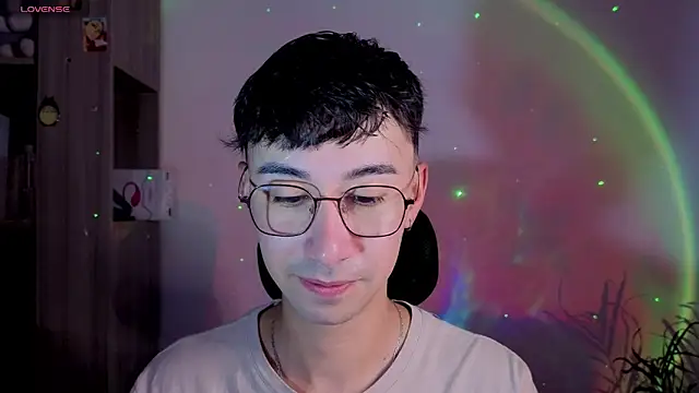 cameron cum online show from September 30, 2025, 11:38 am