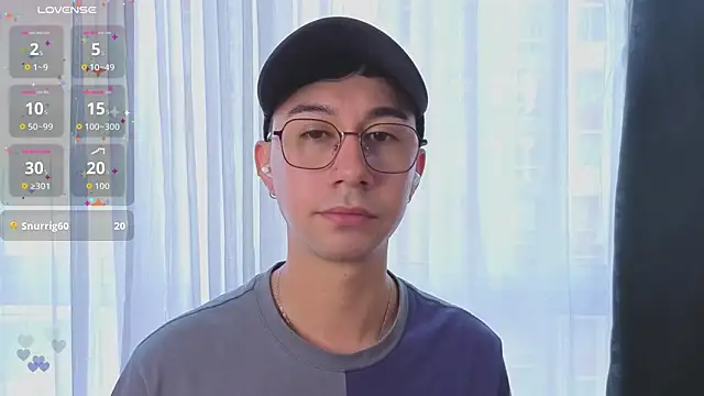 cameron cum online show from May 11, 2026, 4:04 pm