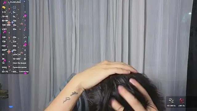 cameron cum online show from February 4, 2026, 11:05 am