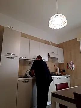 bluangelo online show from October 14, 2025, 8:15 am