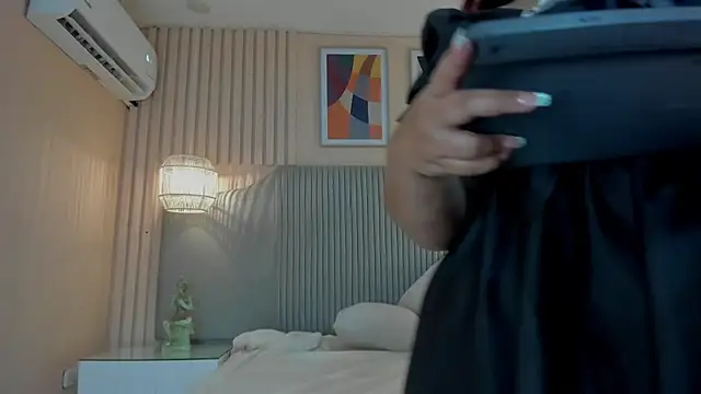 Snapshot of samyriverss chatting on October 3, 2025, 1:53 am samyriverss online show from October 3, 2025, 1:53 am