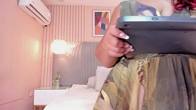 Snapshot of samyriverss chatting on October 8, 2025, 2:24 am samyriverss online show from October 8, 2025, 2:24 am