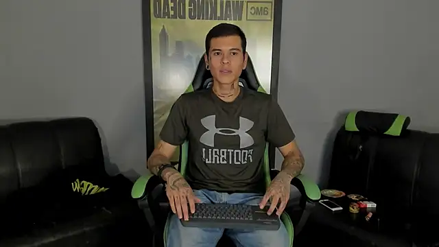 jamesinked  online show from February 10, 2025, 10:40 pm