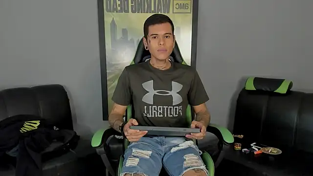 jamesinked  online show from February 11, 2025, 8:42 pm