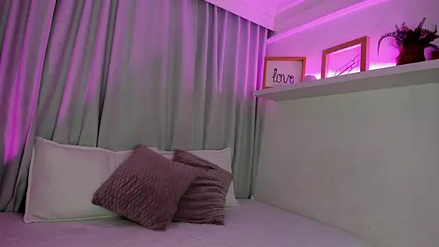 susyy7 online show from December 1, 2025, 7:26 pm