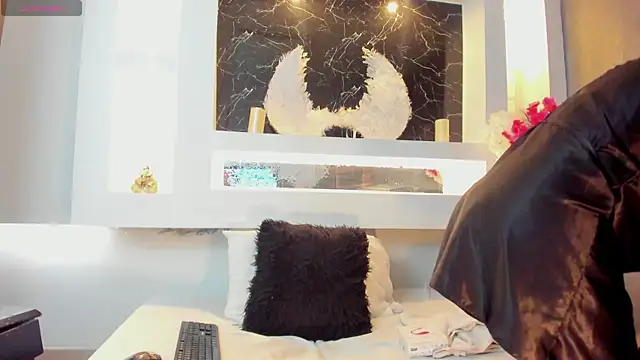 Snapshot of Cinthya_mjs chatting on October 21, 2025, 12:15 pm Cinthya mjs online show from October 21, 2025, 12:15 pm