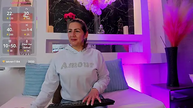 Cinthya mjs online show from April 25, 2026, 1:36 pm