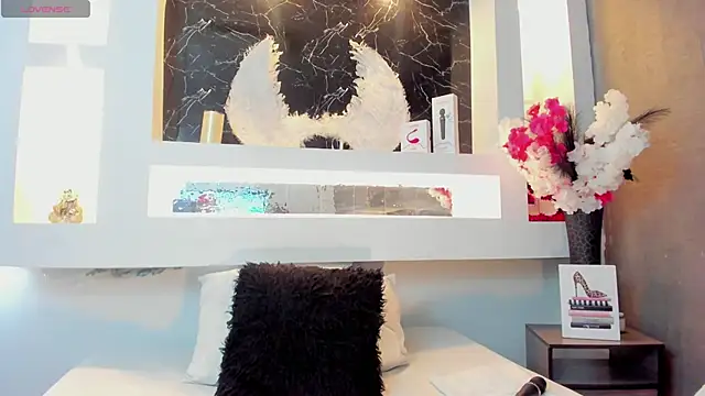 Snapshot of Cinthya_mjs chatting on October 16, 2025, 12:57 pm Cinthya mjs online show from October 16, 2025, 12:57 pm