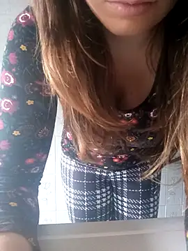 flirt980 online show from February 28, 2025, 1:47 pm