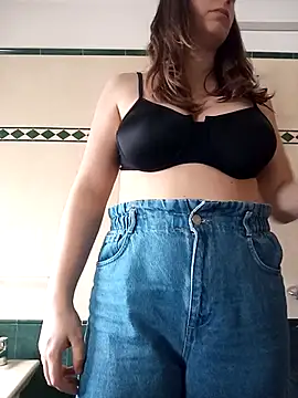 flirt980 online show from February 24, 2025, 12:37 pm