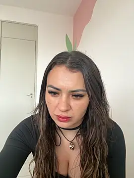 Snapshot of carol_amorim chatting on September 25, 2025, 6:03 pm carol amorim online show from September 25, 2025, 6:03 pm