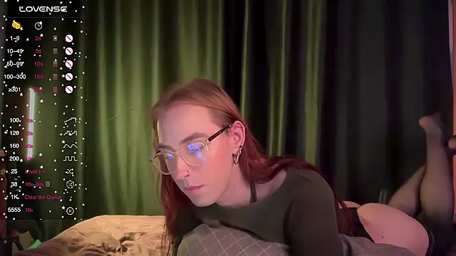 Snapshot of Avril_Pearly_ chatting on September 25, 2025, 2:56 pm Avril Pearly online show from September 25, 2025, 2:56 pm