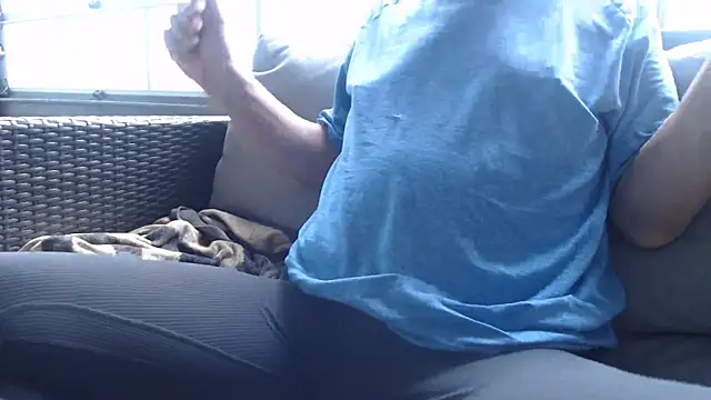 Snapshot of Toy-Daddy chatting on September 25, 2025, 4:24 pm Toy-Daddy online show from September 25, 2025, 4:24 pm