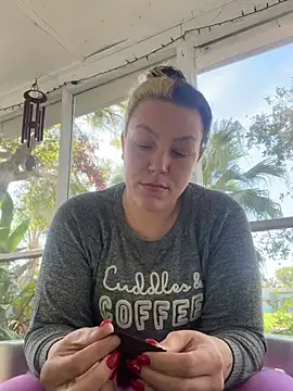 Snapshot of WASHDOWNTHEBUBBLES chatting on January 3, 2025, 4:06 pm WASHDOWNTHEBUBBLES online show from January 3, 2025, 4:06 pm