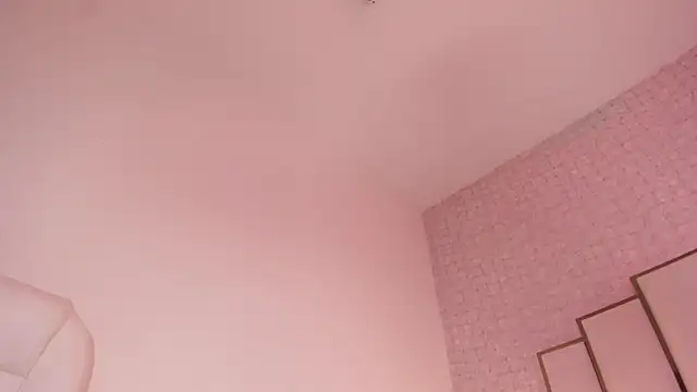 Snapshot of Victoriaa_millers chatting on February 23, 2025, 6:28 am Victoriaa millers online show from February 23, 2025, 6:28 am