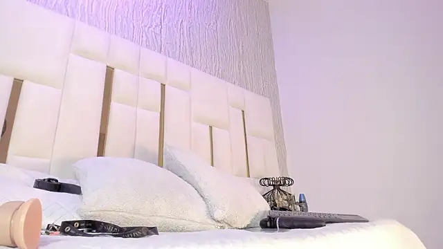 Victoriaa millers online show from March 9, 2026, 7:17 pm