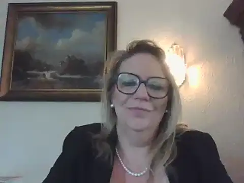 Silkesquirt online show from January 15, 2025, 11:10 am