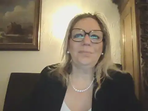 Silkesquirt online show from December 19, 2024, 7:40 am