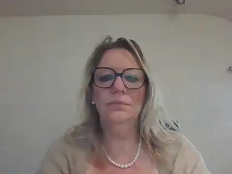 Silkesquirt online show from January 12, 2025, 8:46 am