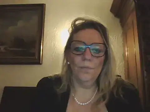 Silkesquirt online show from January 23, 2025, 6:49 am