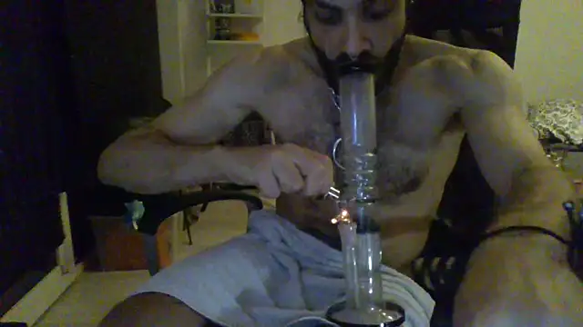 Snapshot of P4RtYBOII92 chatting on October 31, 2025, 11:44 pm P4RtYBOII92 online show from October 31, 2025, 11:44 pm