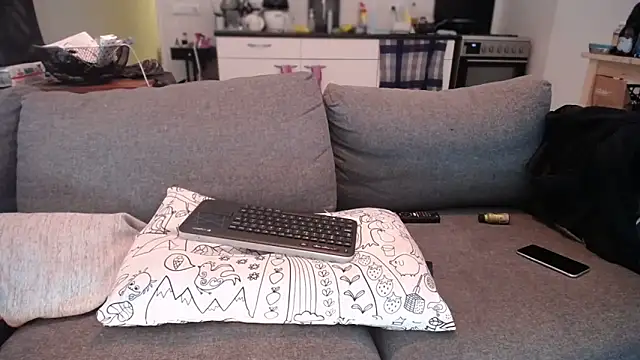 Snapshot of P4RtYBOII92 chatting on September 17, 2025, 11:34 am P4RtYBOII92 online show from September 17, 2025, 11:34 am