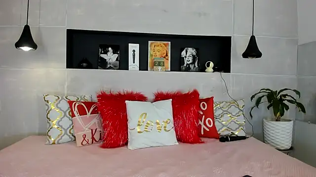 Snapshot of BERGINY_ chatting on March 4, 2025, 1:38 pm BERGINY online show from March 4, 2025, 1:38 pm