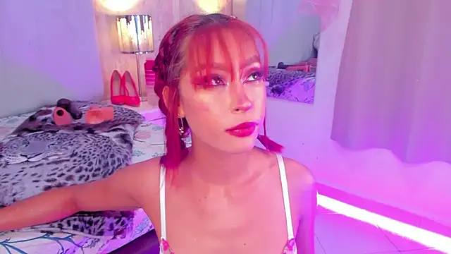 Snapshot of gloomy_sweetness chatting on October 11, 2025, 4:13 am gloomy sweetness online show from October 11, 2025, 4:13 am