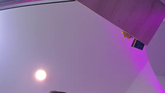 ZarianaEvanz online show from April 12, 2026, 11:52 pm