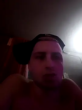 Snapshot of youngtrapboy chatting on September 9, 2025, 8:40 pm youngtrapboy online show from September 9, 2025, 8:40 pm