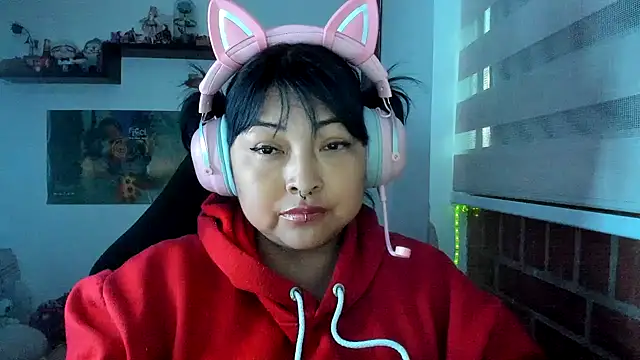 Shaddycute  online show from March 13, 2026, 11:04 am