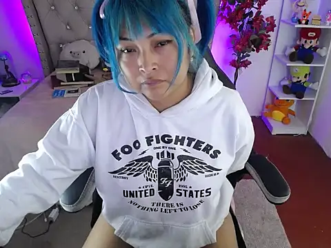 Shaddycute  online show from February 9, 2025, 6:33 am