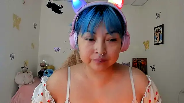 Shaddycute  online show from September 26, 2025, 4:58 pm