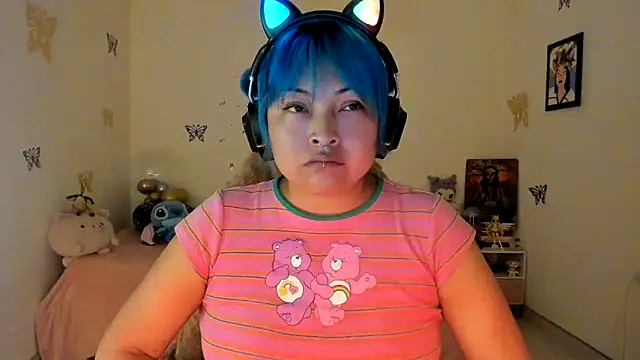 Shaddycute  online show from September 30, 2025, 3:12 am