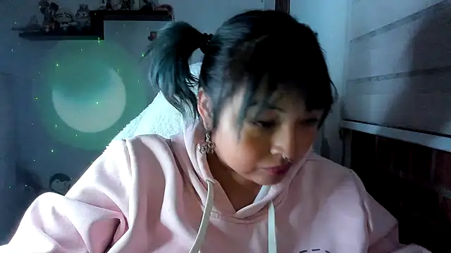 Snapshot of Shaddycute_ chatting on June 20, 2026, 3:22 am Shaddycute online show from June 20, 2026, 3:22 am