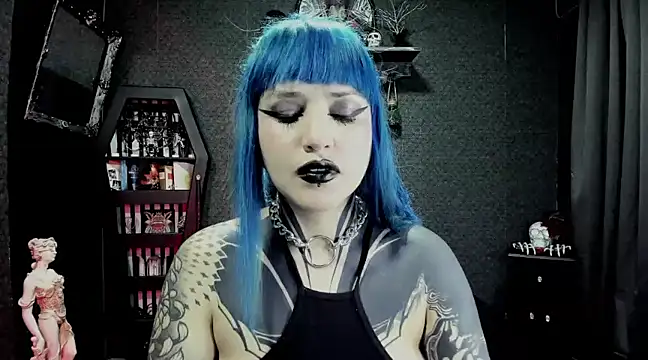 Snapshot of DimmuandDarkness chatting on December 5, 2024, 3:42 am DimmuandDarkness online show from December 5, 2024, 3:42 am