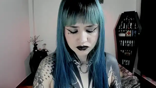 DimmuandDarkness online show from May 17, 2026, 10:10 pm