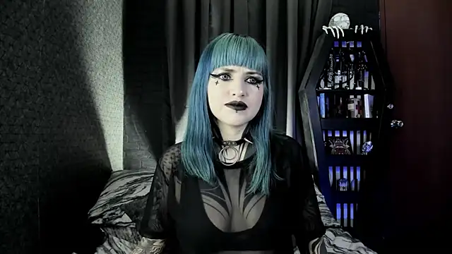 Snapshot of DimmuandDarkness chatting on February 16, 2025, 12:41 am DimmuandDarkness online show from February 16, 2025, 12:41 am