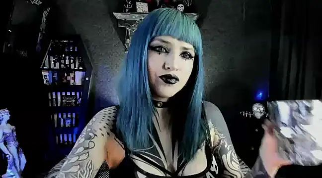Snapshot of DimmuandDarkness chatting on February 1, 2025, 3:41 am DimmuandDarkness online show from February 1, 2025, 3:41 am