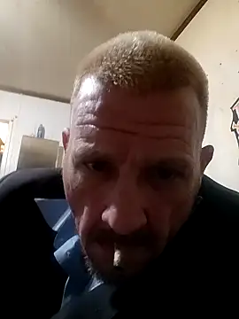 Snapshot of gettinit2wice chatting on December 12, 2024, 11:28 am gettinit2wice online show from December 12, 2024, 11:28 am