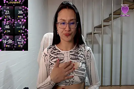 Snapshot of Jessie_Desire chatting on October 22, 2025, 12:32 am Jessie Desire online show from October 22, 2025, 12:32 am