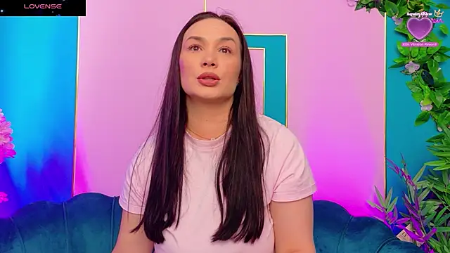 DaliyaArabian online show from May 13, 2026, 12:12 pm
