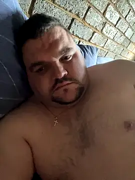 Snapshot of Mikey-HH chatting on October 15, 2025, 4:44 am Mikey-HH online show from October 15, 2025, 4:44 am